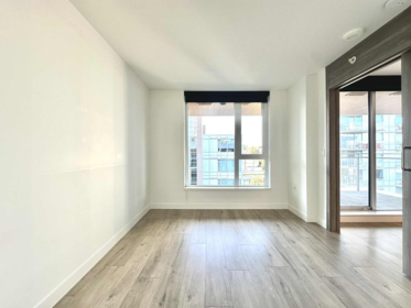 Breakfast Nook Photo of 911 455 SW Marine Drive, Vancouver, BC