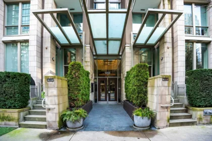 1802 1055 Richards Street, Vancouver, BC, Vancouver — Apartment/Condo for sale