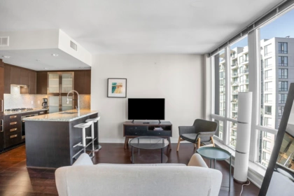 Kitchen Photo of 1802 1055 Richards Street, Vancouver, BC