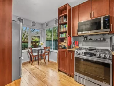 4597 Elmgrove Drive, Burnaby, BC, Burnaby — Townhouse for sale