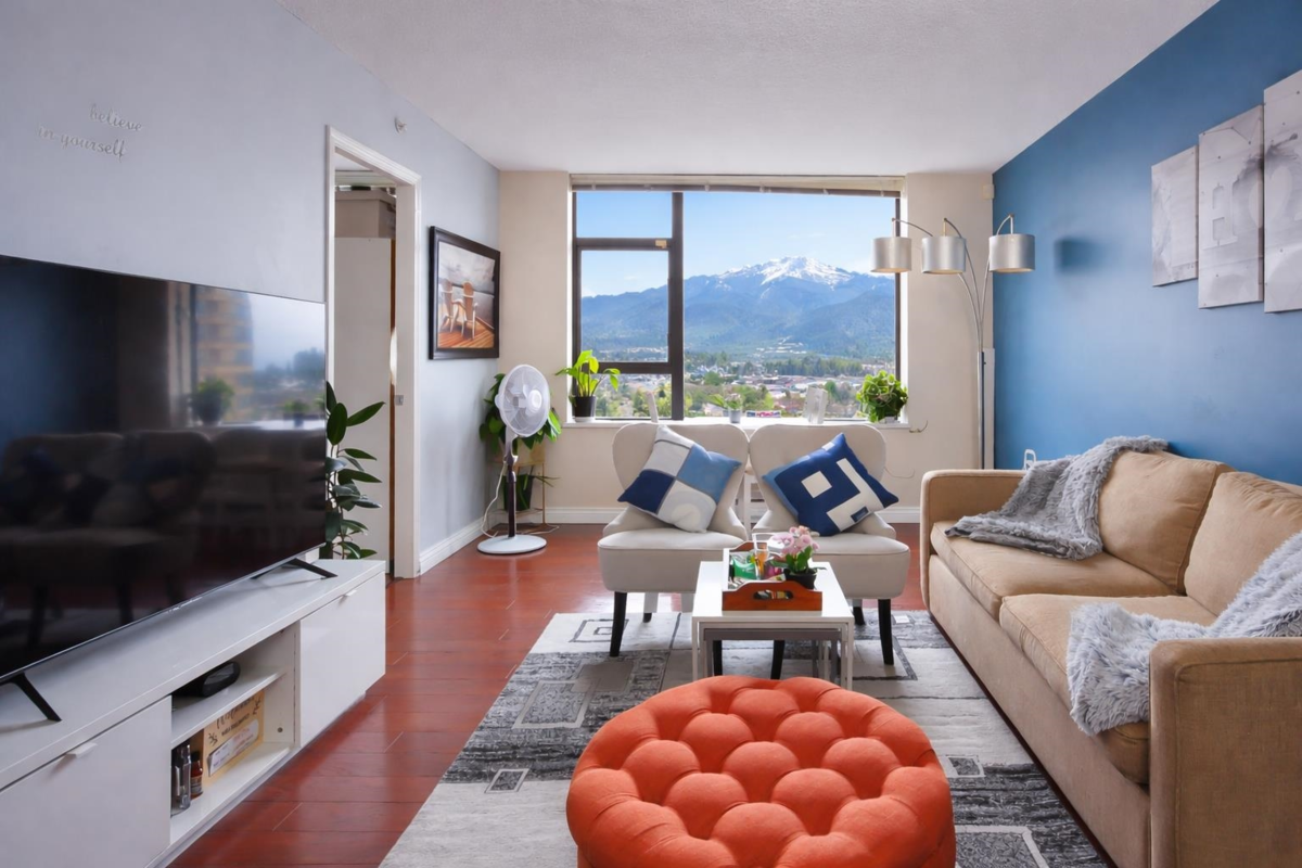 Family Room Photo of 1407 3520 Crowley Drive, Vancouver, BC