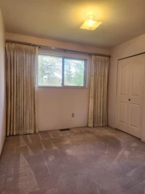 Laundry Room Photo of 15499 91a Avenue, Surrey, BC