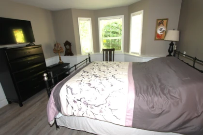 Walk-In Closet Photo of 43 32361 Mcrae Avenue, Mission, BC
