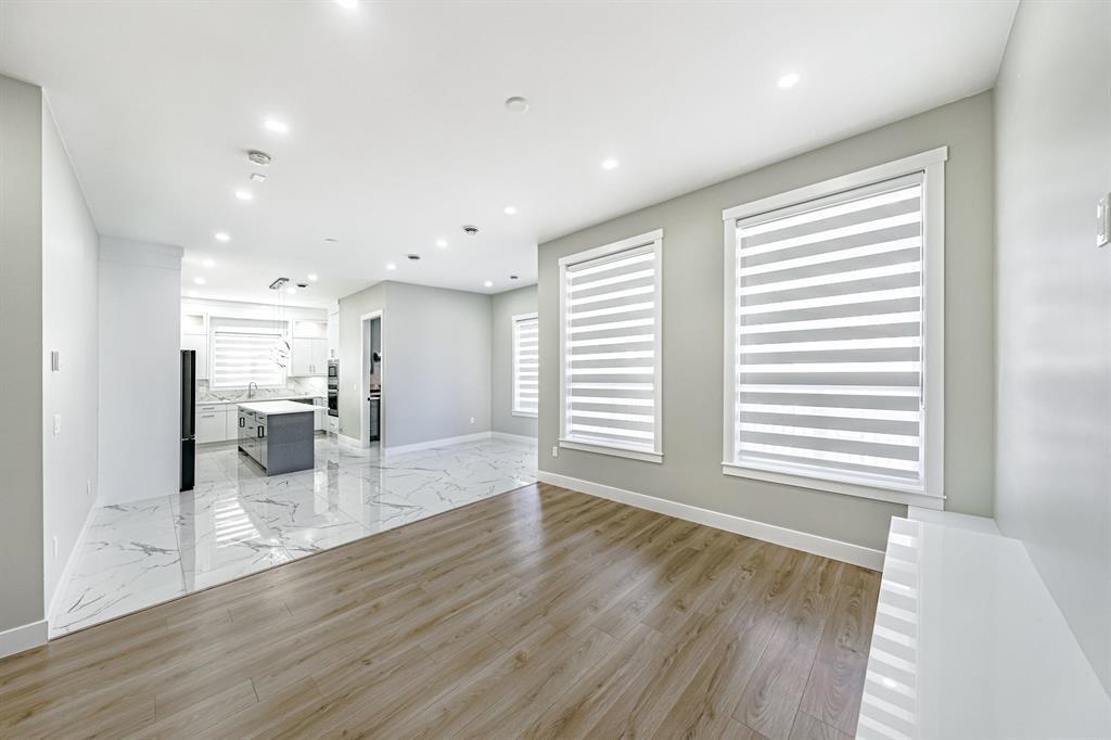 Family Room Photo of 14711 62a Avenue, Surrey, BC