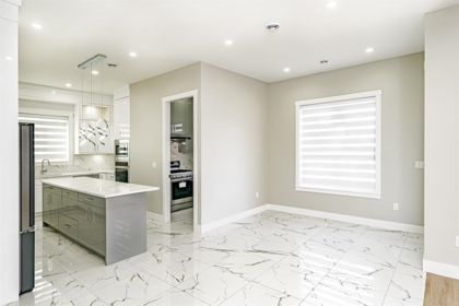 Kitchen Photo of 14711 62a Avenue, Surrey, BC