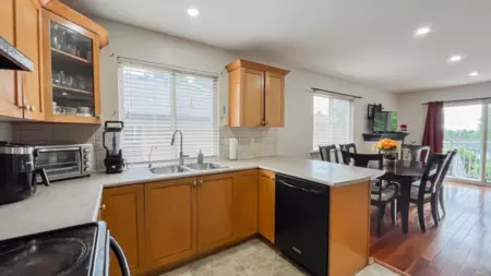 Kitchen Photo of 1553 Burrill Avenue, North Vancouver, BC