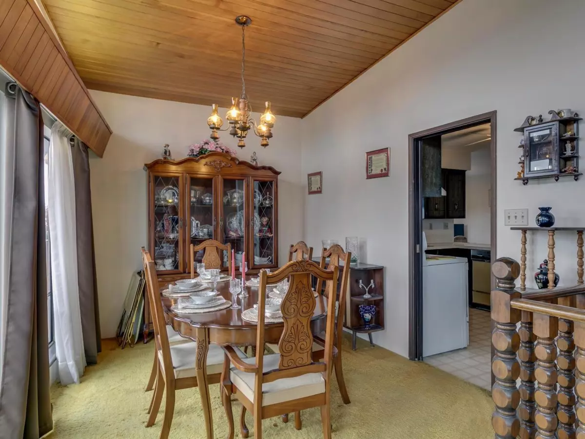 Family Room Photo of 11780 Dewsbury Drive, Richmond, BC