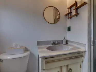 Guest Bathroom Photo of 11780 Dewsbury Drive, Richmond, BC