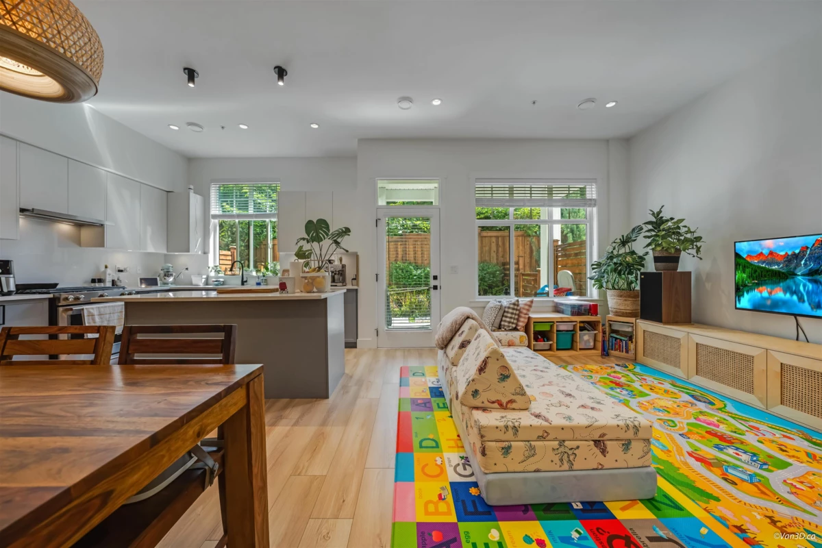 Family Room Photo of 83 7640 197 Street, Langley, BC