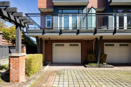 Swimming Pool Photo of 5423 Willow Street, Vancouver, BC
