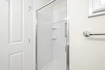Mudroom Photo of 4 1203 Madison Avenue, Burnaby, BC