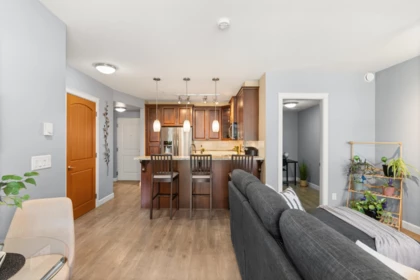 Kitchen Photo of 132 2860 Trethewey Street, Abbotsford, BC