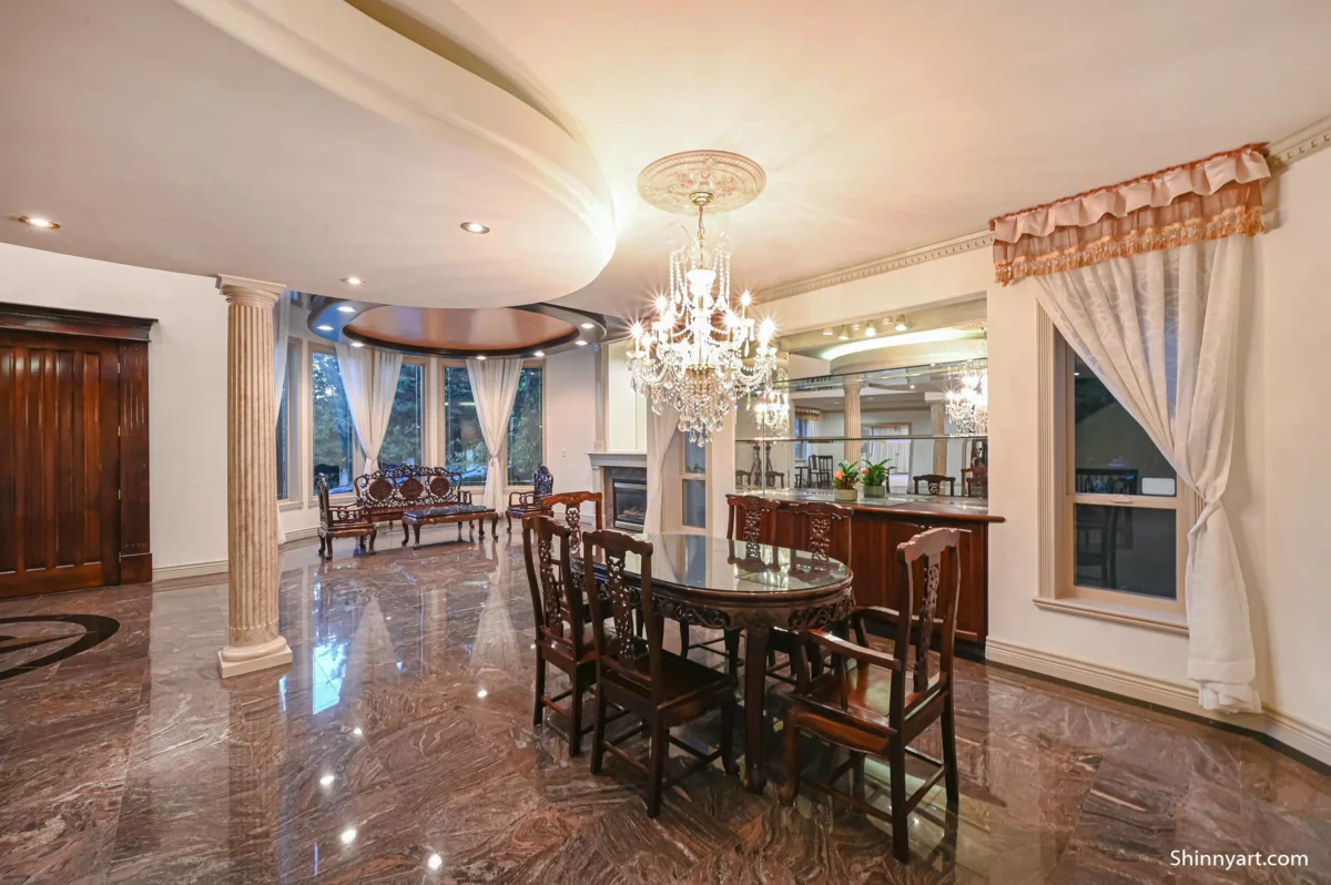 Dining Area Photo of 3063 Plateau Boulevard, Coquitlam, BC