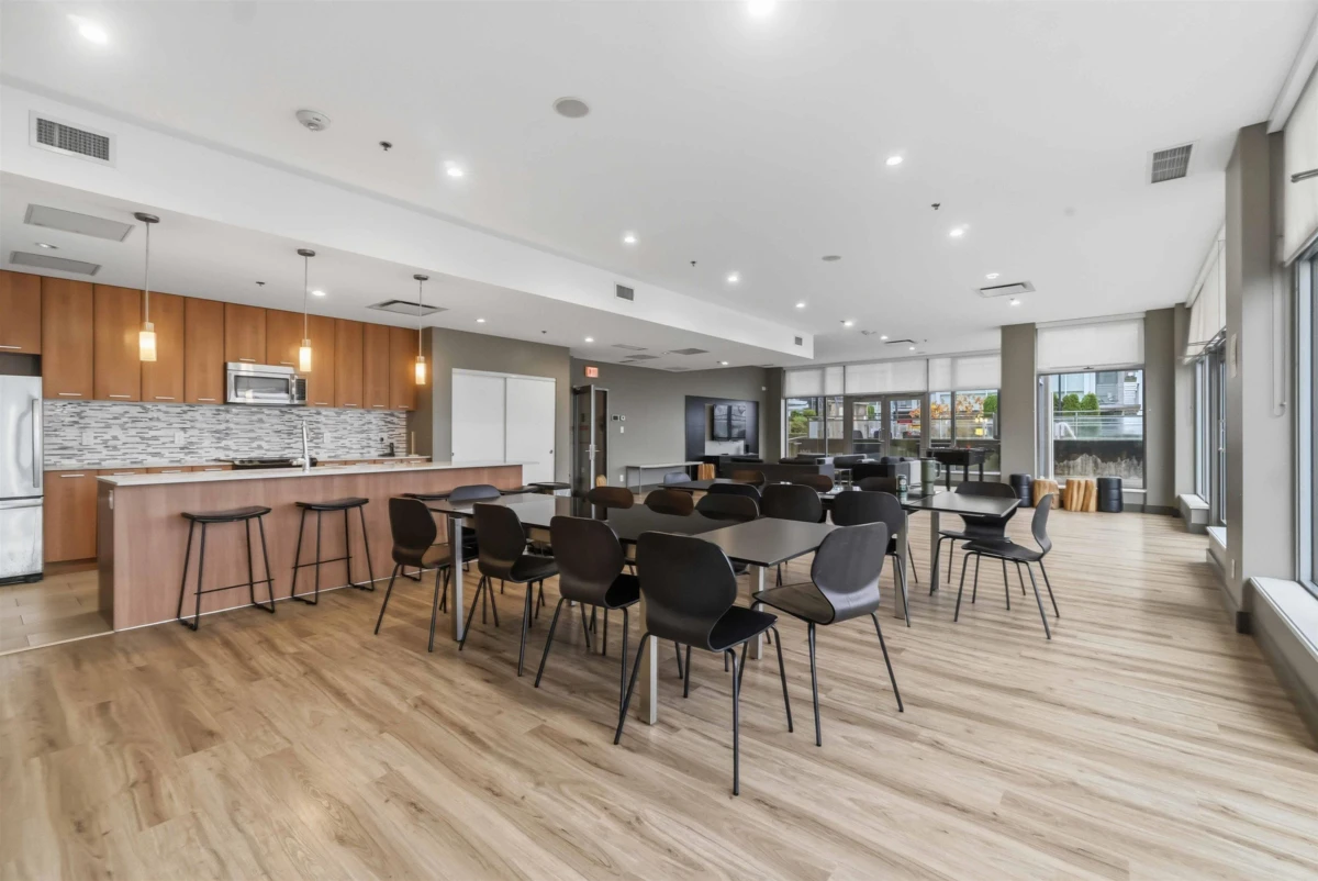 Family Room Photo of 1906 2955 Atlantic Avenue, Coquitlam, BC