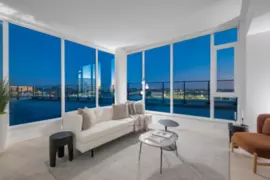 2602 1401 Hunter Street, North Vancouver, BC