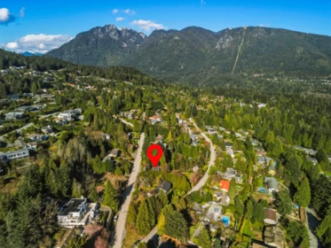 Fitness Center Photo Near 680 St. Andrews Road, West Vancouver, BC