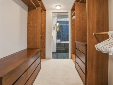 Guest Bathroom Photo of 680 St. Andrews Road, West Vancouver, BC