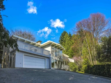 Outdoor Deck Photo of 680 St. Andrews Road, West Vancouver, BC