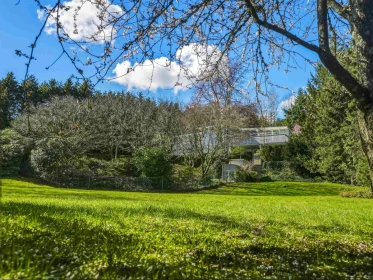 Swimming Pool Photo of 680 St. Andrews Road, West Vancouver, BC
