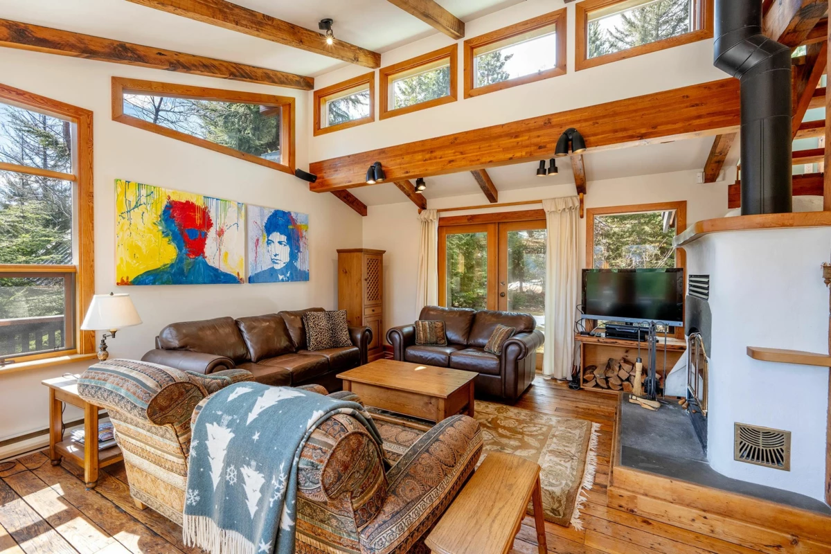 Living Room Photo of 8596 Drifter Place, Whistler, BC