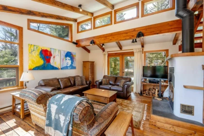 8596 Drifter Place, Whistler, BC, Whistler — Single Family Residence for sale