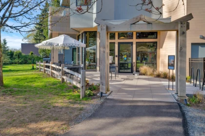 Street View Photo of 505 33160 Plaxton Crescent, Abbotsford, BC