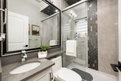 Laundry Room Photo of 460 E 60th Avenue, Vancouver, BC