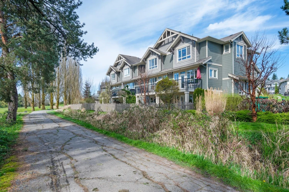 Family Room Photo of 91 7780 170 Street, Surrey, BC