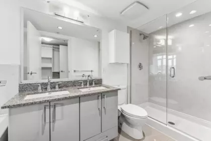 Primary Bathroom Photo of 503 89 W 2nd Avenue, Vancouver, BC