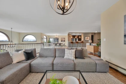 Breakfast Nook Photo of 15423 Buena Vista Avenue, White Rock, BC