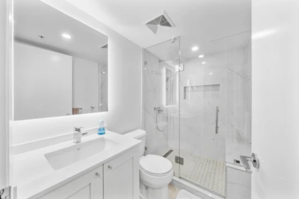 Primary Bathroom Photo of 502 7225 Acorn Avenue, Burnaby, BC