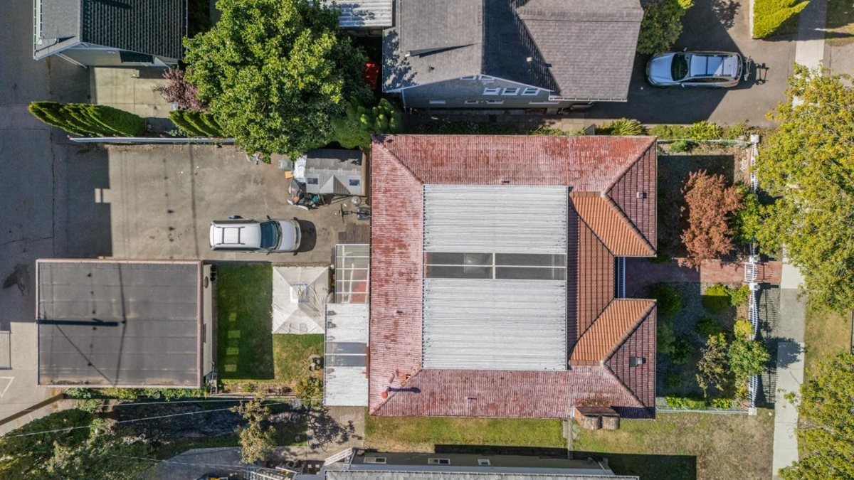 Exterior Rear Photo of 2472 E 12th Avenue, Vancouver, BC