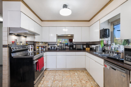 Primary Bedroom Photo of 2472 E 12th Avenue, Vancouver, BC
