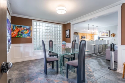 Breakfast Nook Photo of 5823 Highfield Drive, Burnaby, BC