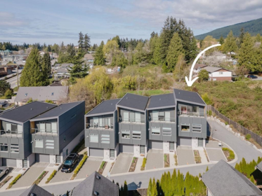 109 736 Gibsons Way, Gibsons, BC, Gibsons — Townhouse for sale