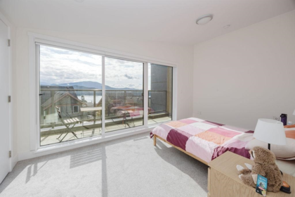 Outdoor Patio Photo of 109 736 Gibsons Way, Gibsons, BC