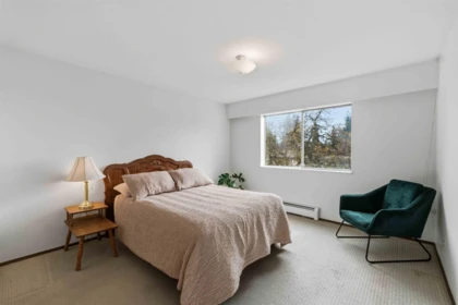 Guest Bathroom Photo of 207 32070 Peardonville Road, Abbotsford, BC