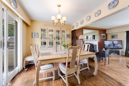 Breakfast Nook Photo of 10962 145a Street, Surrey, BC