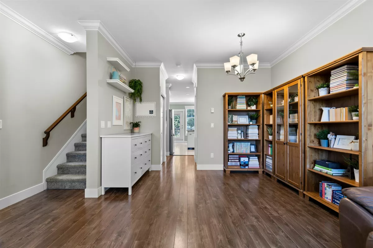 Dining Area Photo of 13 33860 Marshall Road, Abbotsford, BC