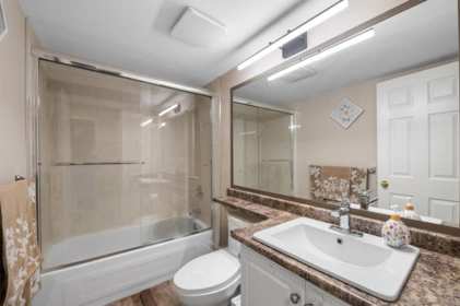 Basement Recreation Room Photo of 211 31831 Peardonville Road, Abbotsford, BC
