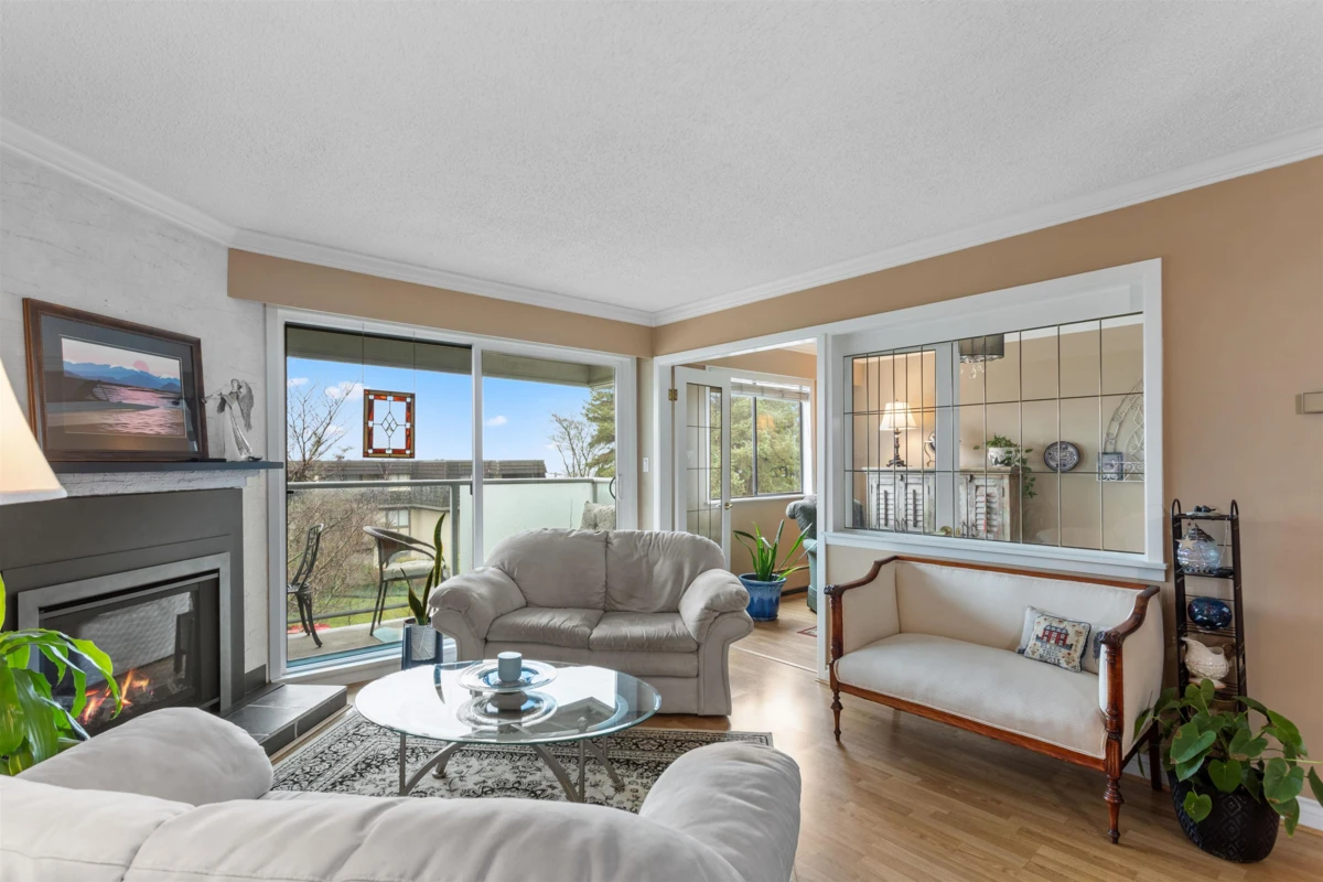 Family Room Photo of 201 308 W 2nd Street, North Vancouver, BC
