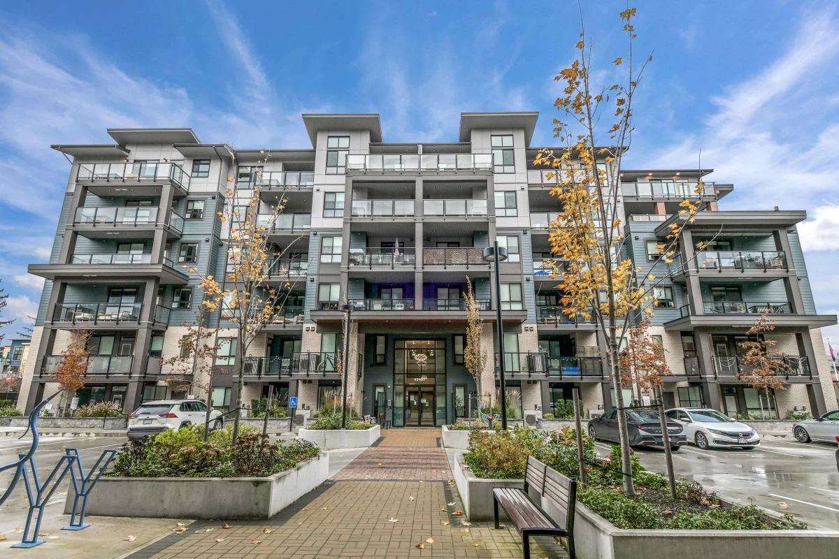 Exterior Rear Photo of 402 45497 Campus Drive, Chilliwack, BC