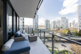 1001 89 Nelson Street, Vancouver, BC