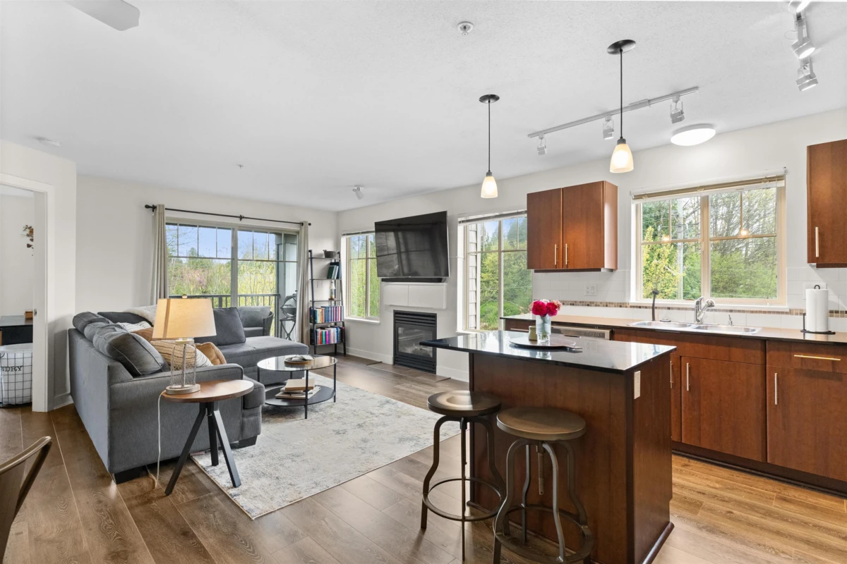 Living Room Photo of 304 12020 207a Street, Maple Ridge, BC