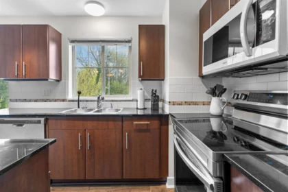 Kitchen Island Photo of 304 12020 207a Street, Maple Ridge, BC