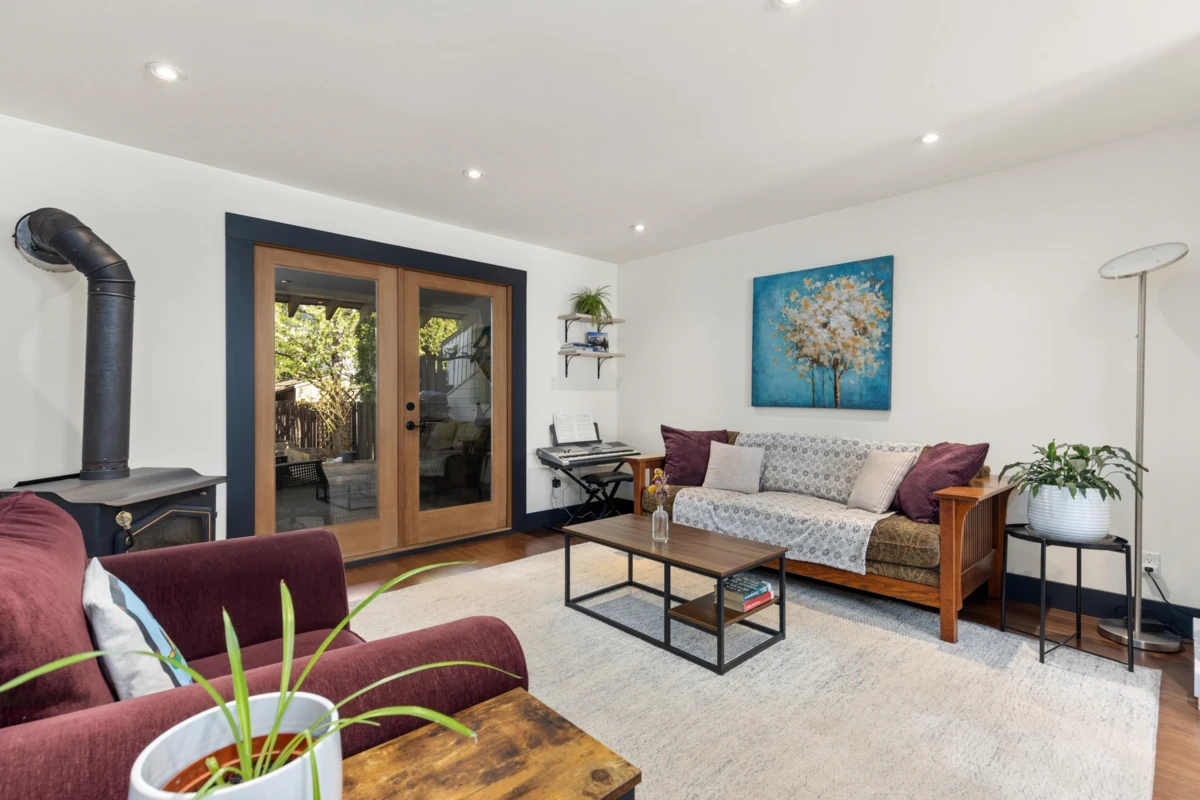 Living Room Photo of 3 1470 Laurel Street, Pemberton, BC