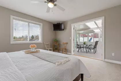 Basement Recreation Room Photo of 10187 Fairview Drive, Chilliwack, BC