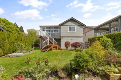 Swimming Pool Photo of 10187 Fairview Drive, Chilliwack, BC