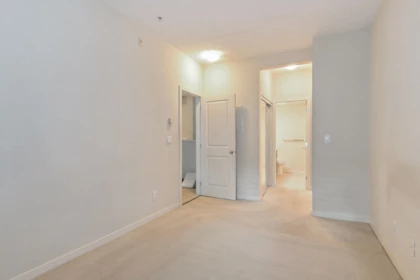 Primary Bathroom Photo of 105 10866 City Parkway, Surrey, BC