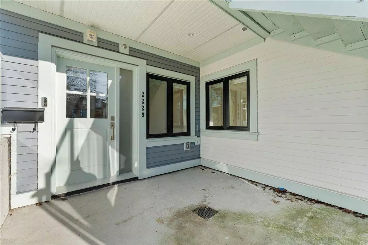 Family Room Photo of 2229 W 16th Avenue, Vancouver, BC